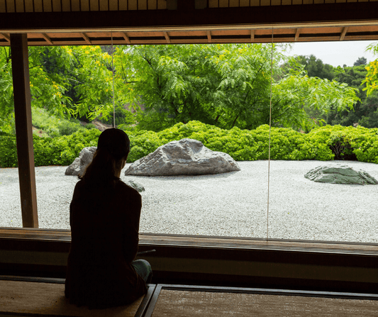 El Ritual Anti-Estrés Japonés Que Tu Piel y Tu Mente Necesitan - KOEN JAPAN BEAUTY